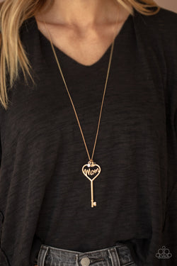 The Key to Moms Heart - Gold Necklace