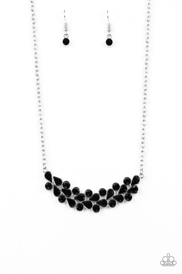 Special Treatment - Black Necklace